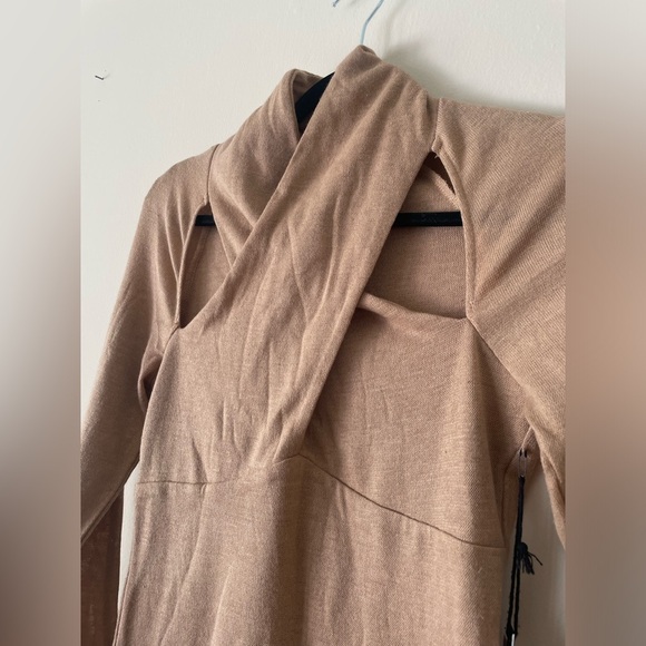 NWT ASTR the label bodycon cutout dress nude basic long sleeve cocktail - Picture 11 of 12
